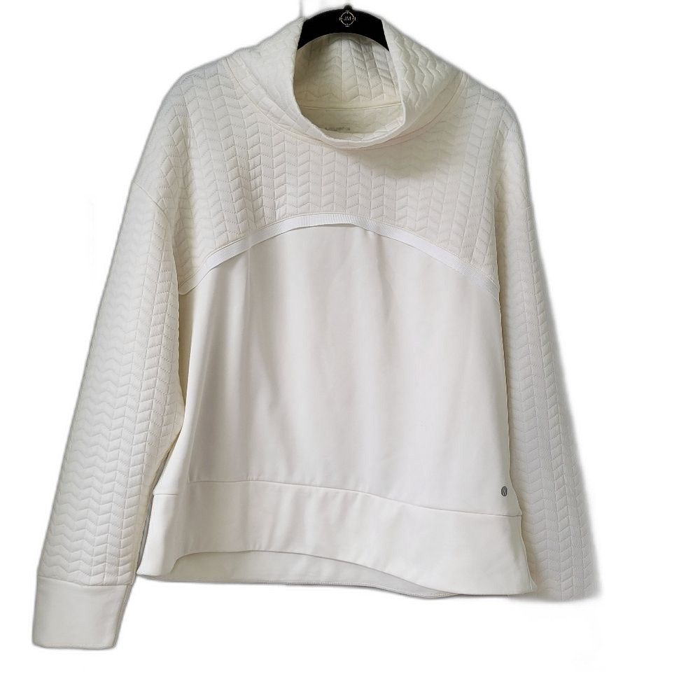 Layer 8 Textured  Top - Size Large
